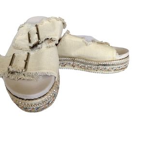 Platform embellished sandals with cloth top by Room of fashion size 9 in beige